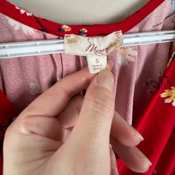 Misia Floral Dress - Picture 2 of 5